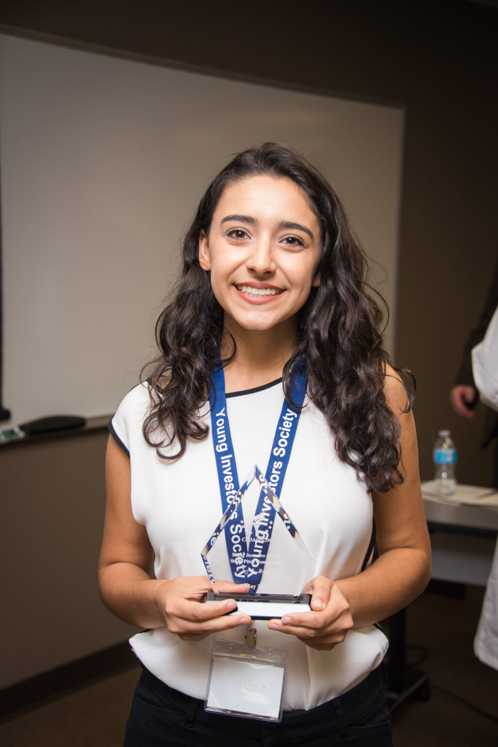 National Stock Pitch Competition Winners – Young Investors Society